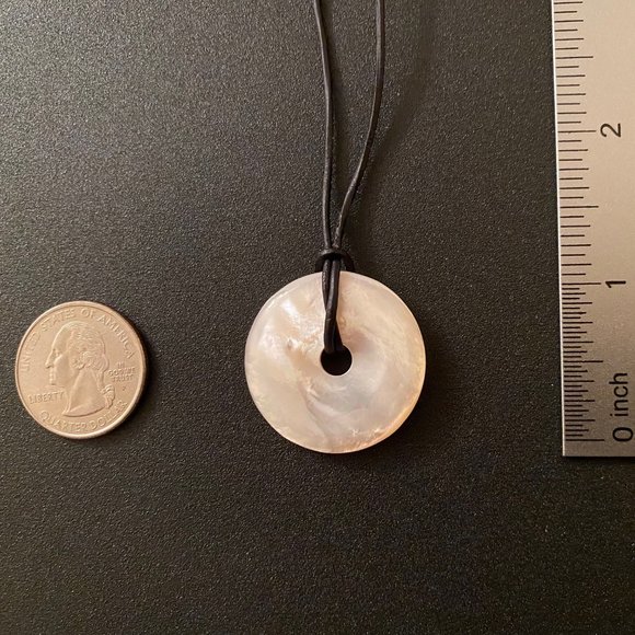 Mother of Pearl Circle Pendant, World Wide Imports - Picture 6 of 6